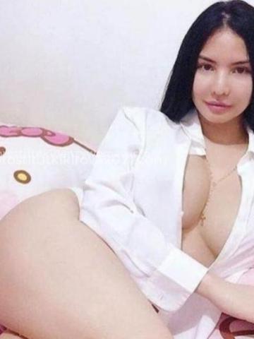 Моника фото 3